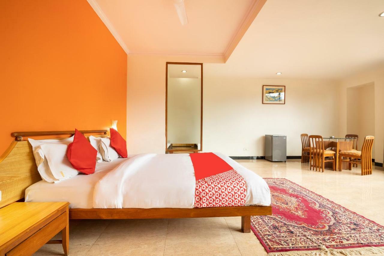 Oyo 44695 Hotel Mango Sawantwadi Exterior photo